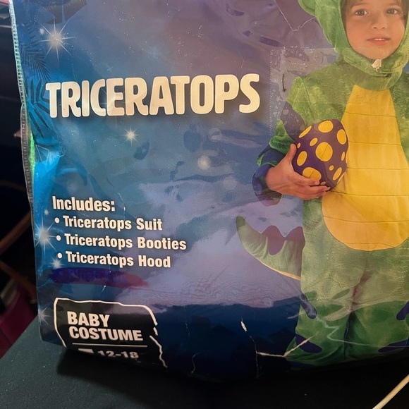 Halloween Triceratops Dinosaur Unisex Costume 
Size Small - Suit-Booties-Hood - Picture 13 of 13